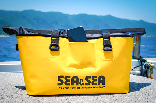 Sea&Sea Yellow Sub Mega Tote (No. 12510)