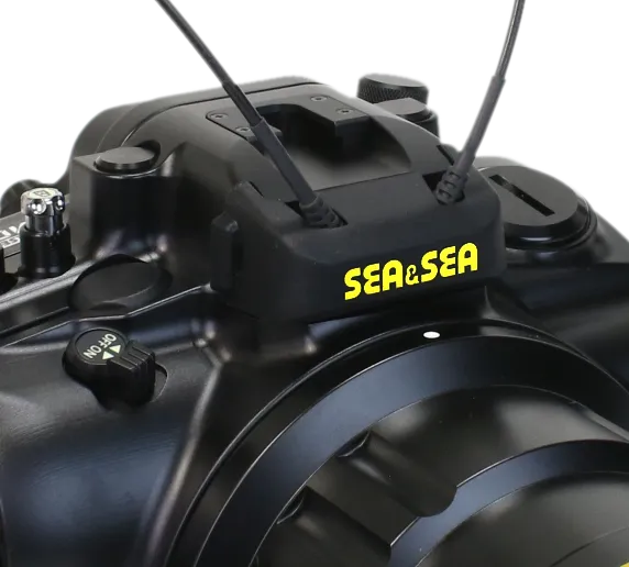 Sea&Sea MDX-α7RVU(BK) w/ Electrical sync